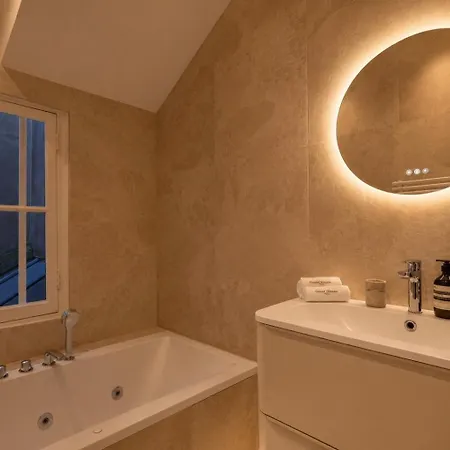 Rivoli Elegance - Samaritaine Air Conditioning شقة باريس