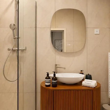 Rivoli Elegance - Samaritaine Air Conditioning شقة